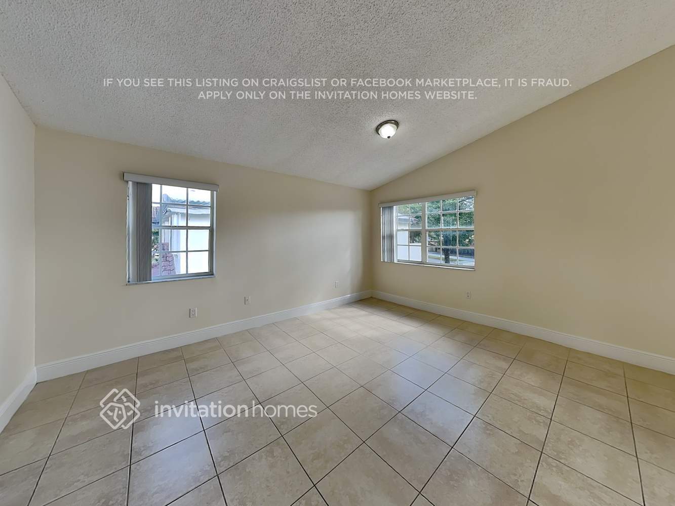 Building Photo - 12354 SW 143rd Ln