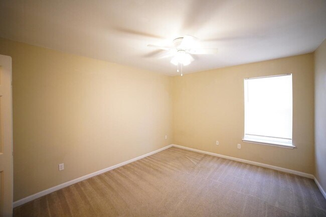 Building Photo - 1949 Nena Hills Dr