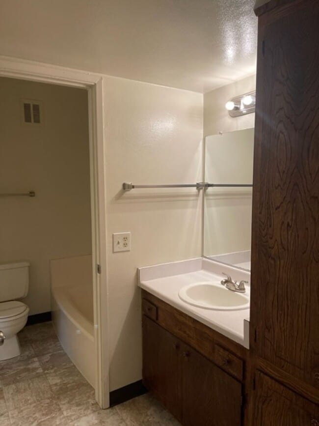 Building Photo - WEST6244