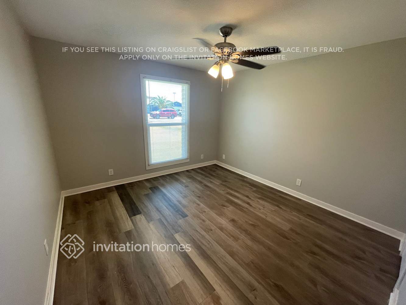 Building Photo - 10714 N 36th Ave