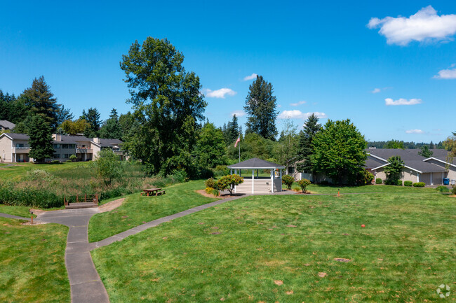 Building Photo - Township Lake Meridian