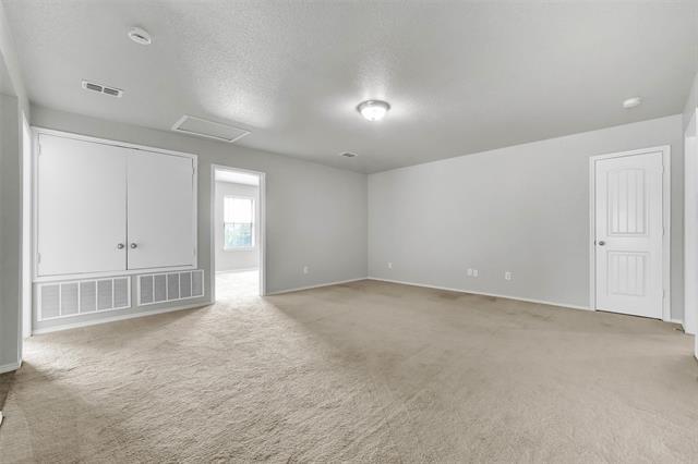 Building Photo - 8217 Spruce Meadows Dr
