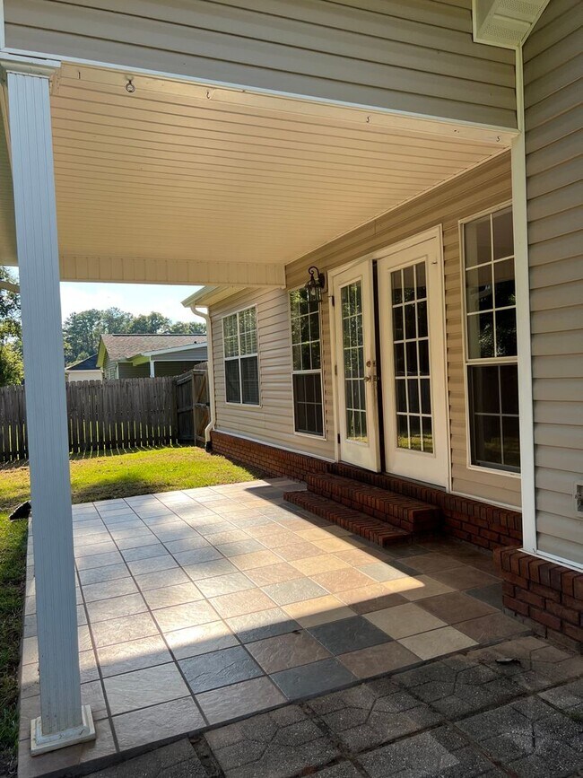 Building Photo - 471 Co Rd 737