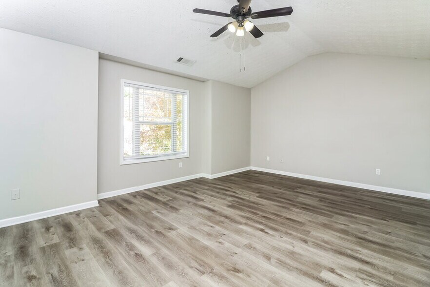 Building Photo - 7087 Littlebrook Way