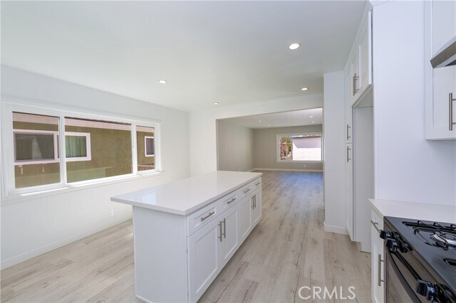 Building Photo - 232 W Linden Ave