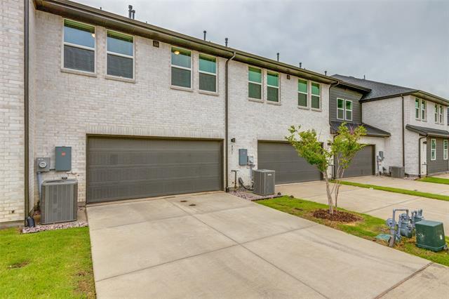 Building Photo - 851 Lennox Dr