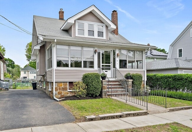 Primary Photo - 9 Granger St