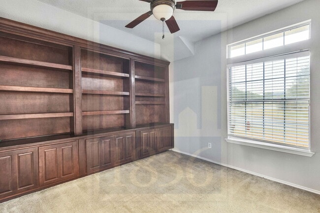 Building Photo - 1500 Gardena Canyon Dr