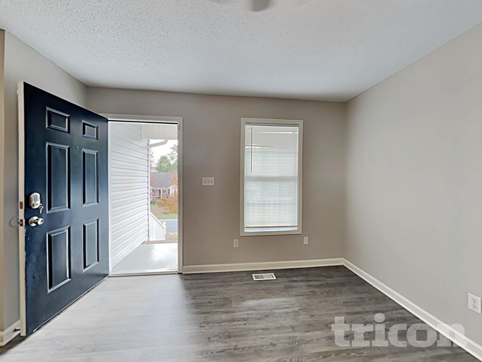 Building Photo - 1031 Castle Rock Ct