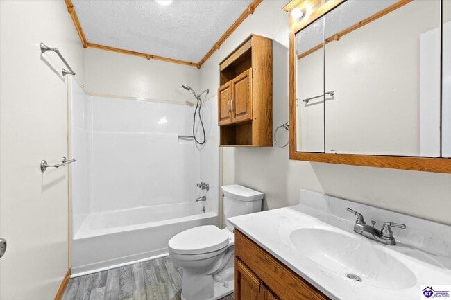 Building Photo - 401 Embry Villa Dr