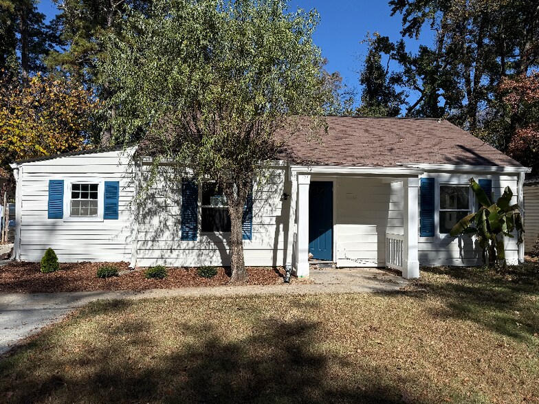 Primary Photo - 2160 Dowdell Dr