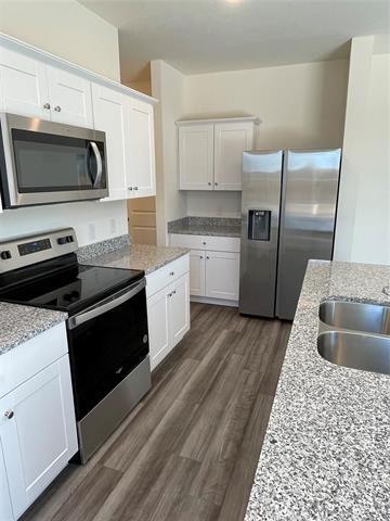 Building Photo - 2705 Silver Leaf Ln