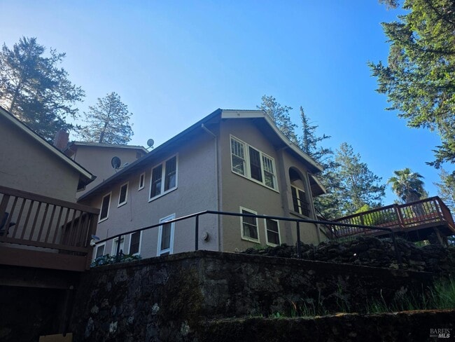 Building Photo - 420 Howell Mountain Rd