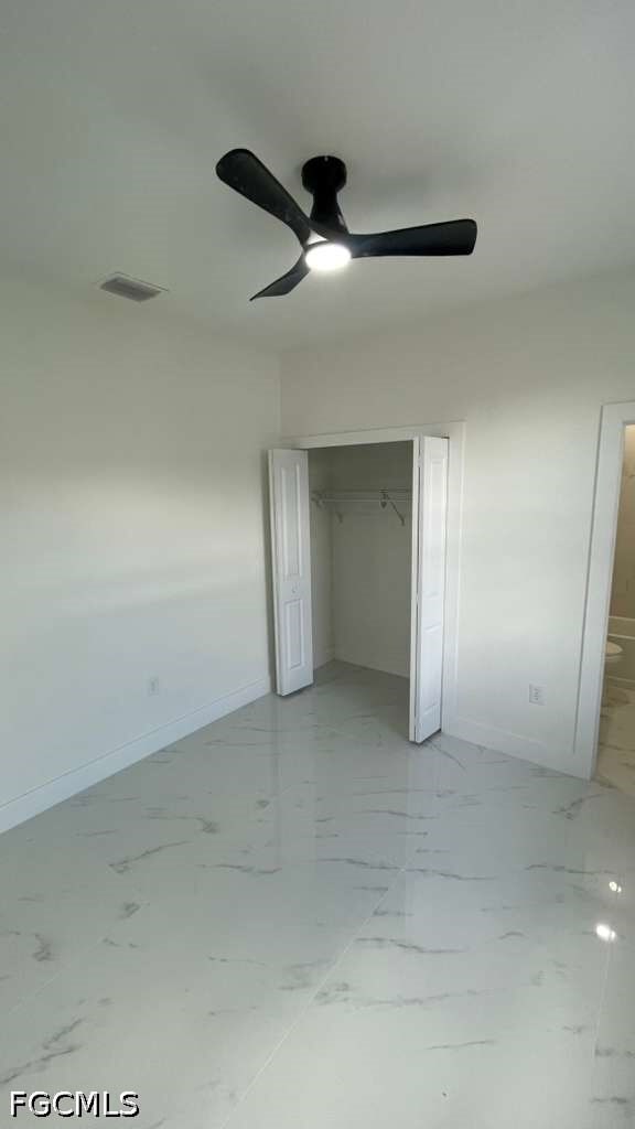 Building Photo - 528 Raintree St E