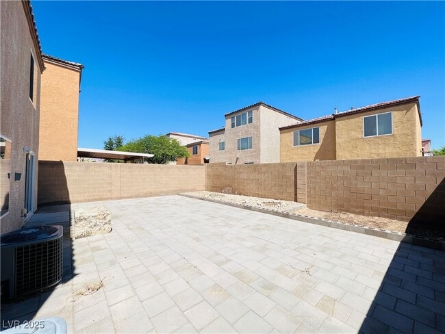 Building Photo - 9110 Iron Cactus Ave