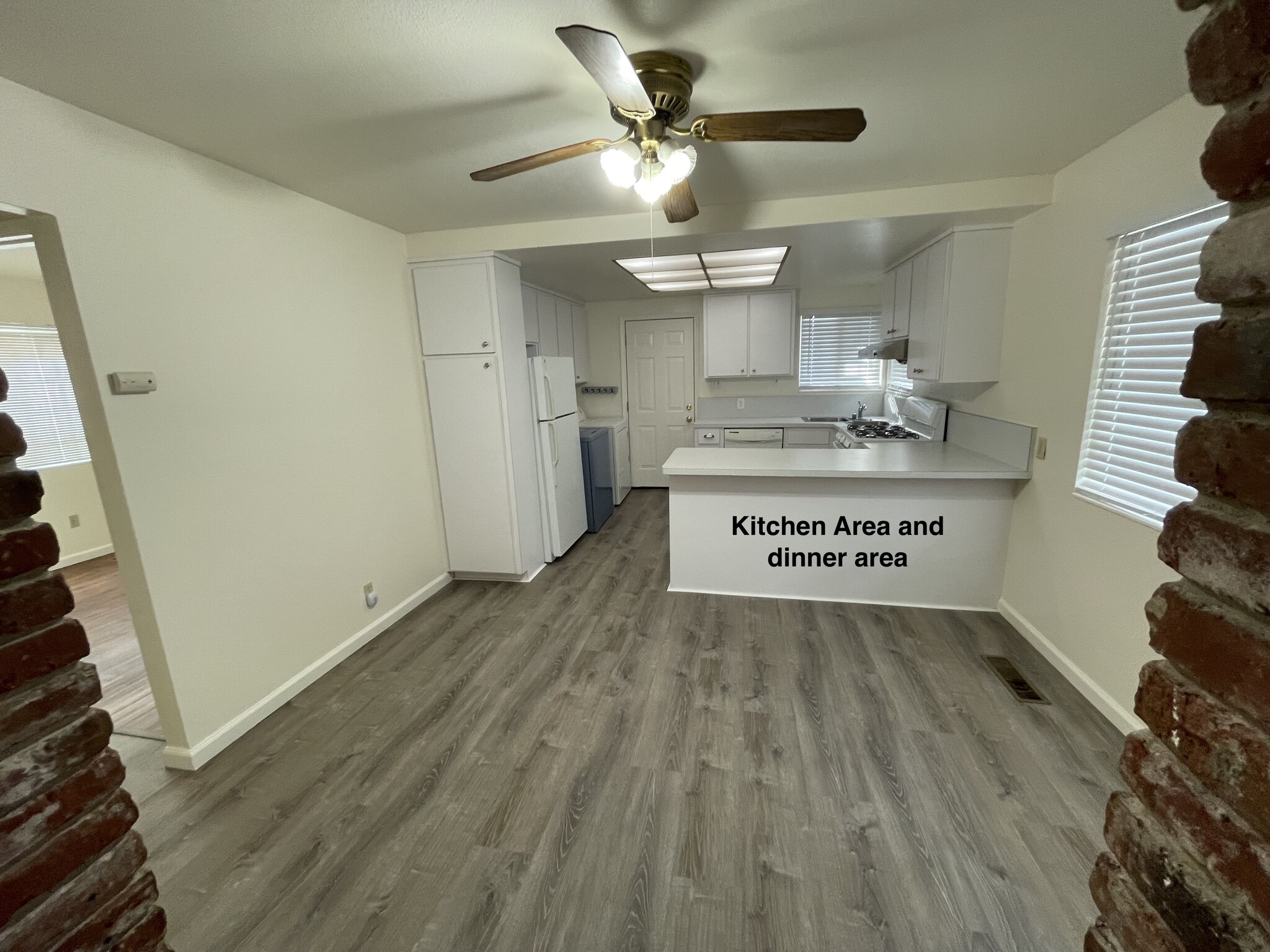 Kitchen and dining area - 21585 Montgomery St