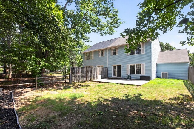 Building Photo - 6003 Bobcat Ct