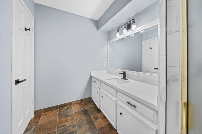 Building Photo - 5314 Lodge Creek Dr
