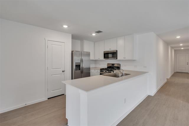 Building Photo - 3710 Oleander Pl