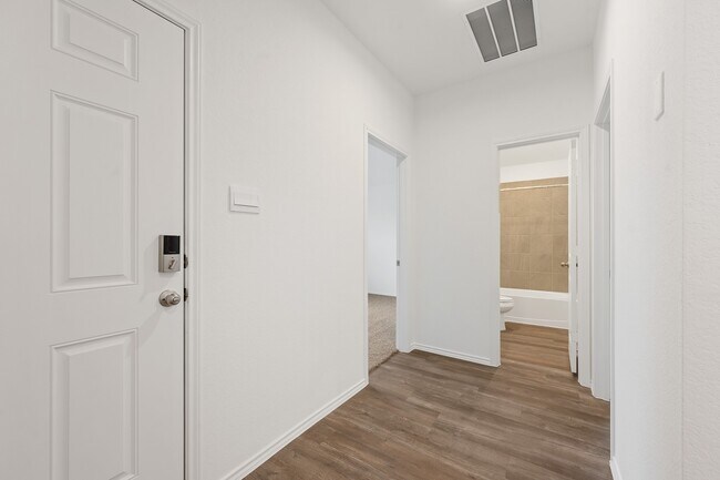 Building Photo - 3085 Emerald Ocean Dr