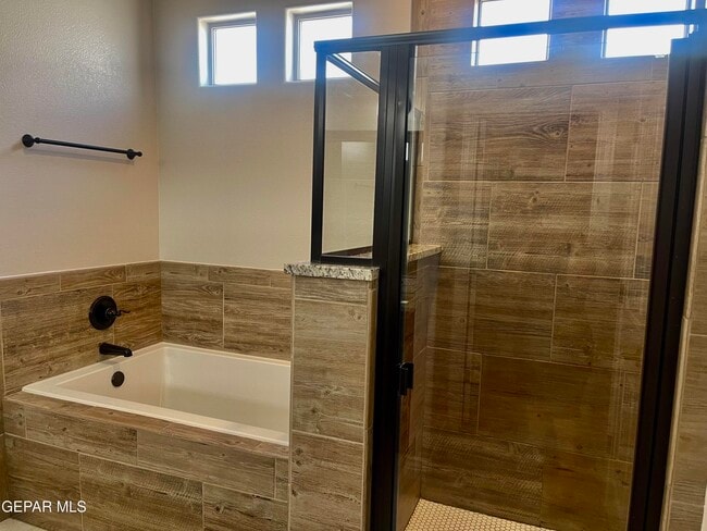 Building Photo - 2849 Tierra Oasis St