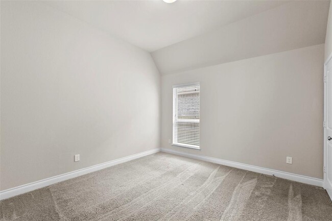 Building Photo - 18222 Port Dundas Dr