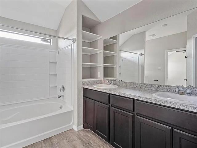 Building Photo - 9805 Summerton Dr