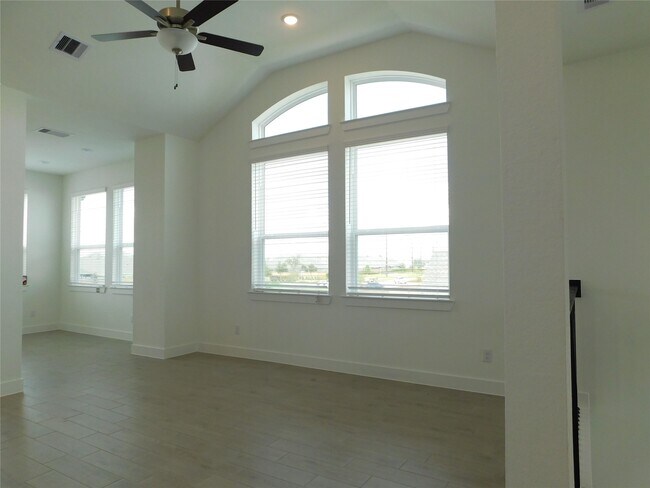 Building Photo - 10130 Agave Pt Ln
