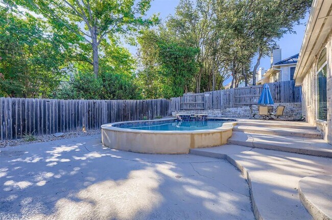 Building Photo - 3135 Burks Ln