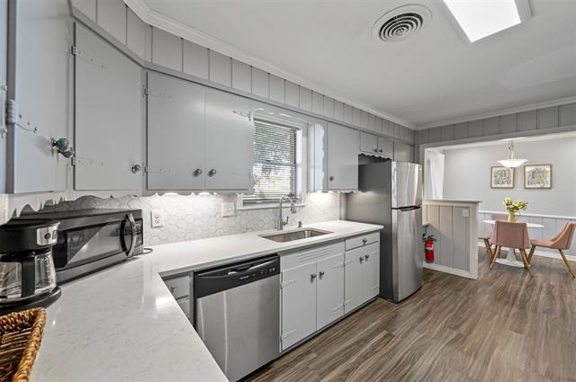 Building Photo - 7101 Ellis Rd