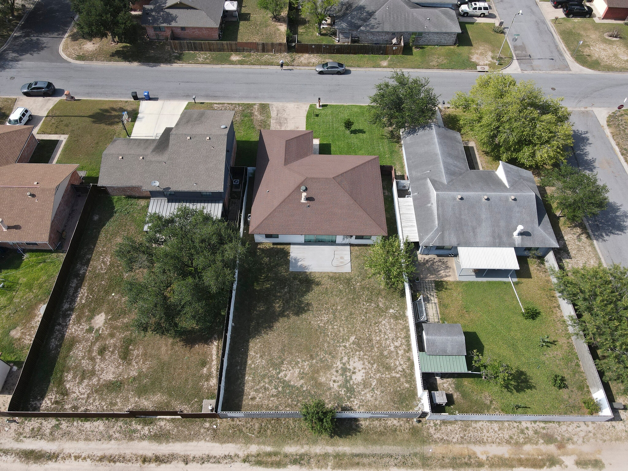 Building Photo - 1517 Robin Ave