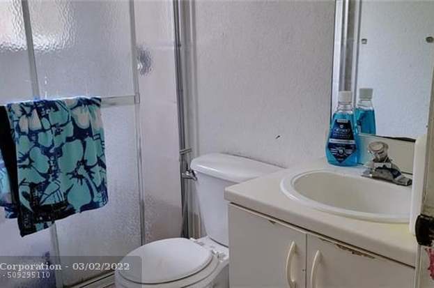 Building Photo - 7661 Tamarac Island Cir