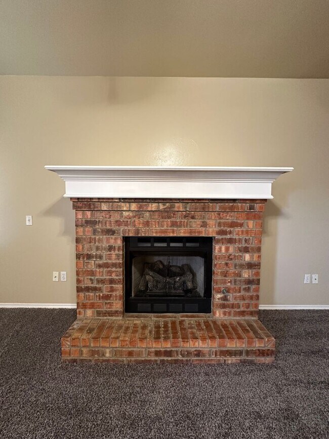 Building Photo - 4516 SE 79th St
