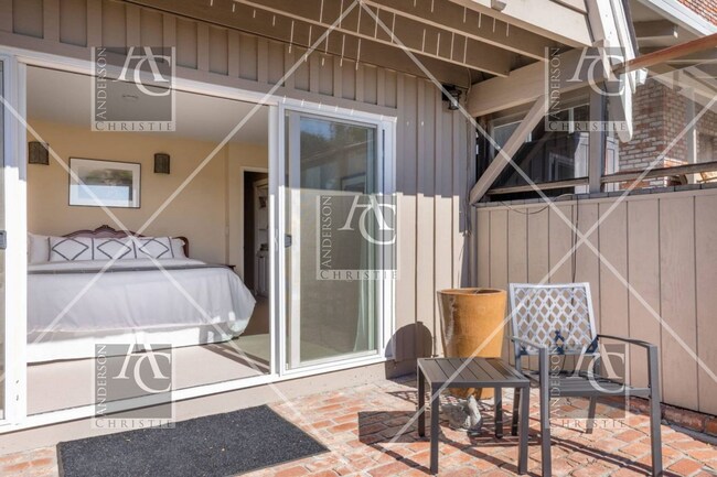Building Photo - 4 bedroom 3 bath home in Scotts Valley