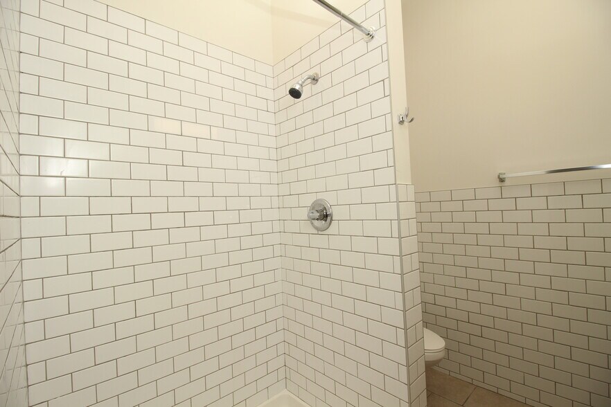 Building Photo - 2201 Lexington Ave