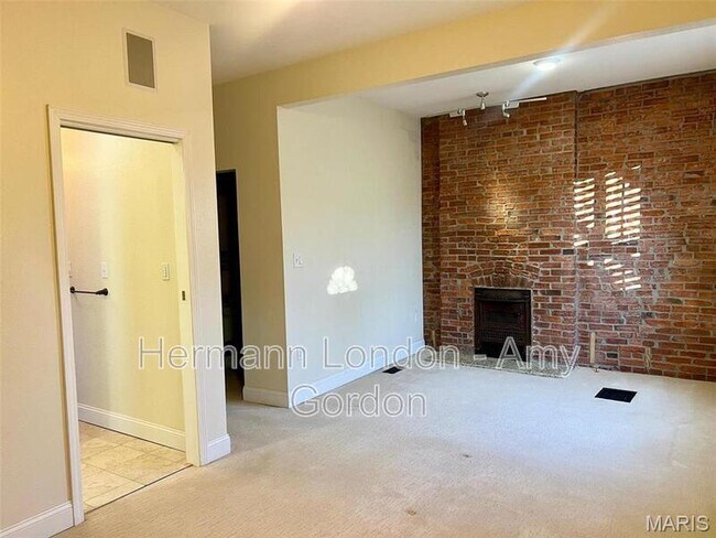 Building Photo - 4738 Olive St