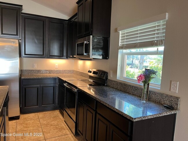 Building Photo - 2970 Louetta Cir