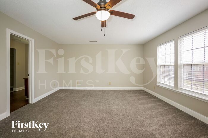 Building Photo - 9486 Lantern Ln