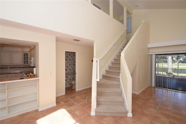 Building Photo - 74 Lake Forest Pl