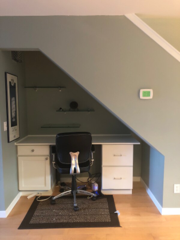 Building Photo - 710 NW Naito Pkwy