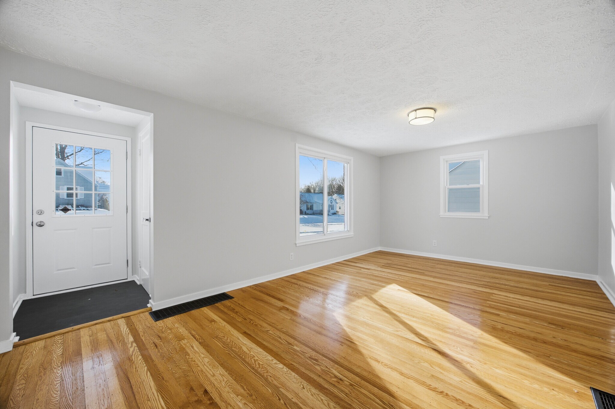 Building Photo - 470 Falstaff Rd