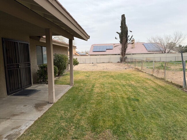 Building Photo - Charming 3 Bedroom, 2 Bath Rental Home