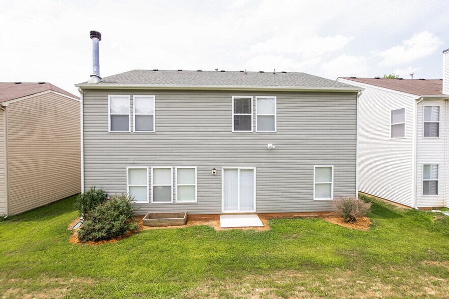 Building Photo - 719 Capstone Ave