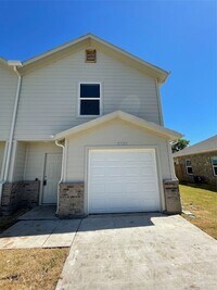 Building Photo - 2733 Ginger Ct