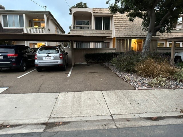 Building Photo - 3844 Groton St