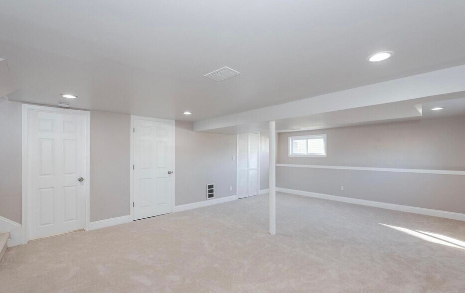 Basement - 3327 Essex Rd