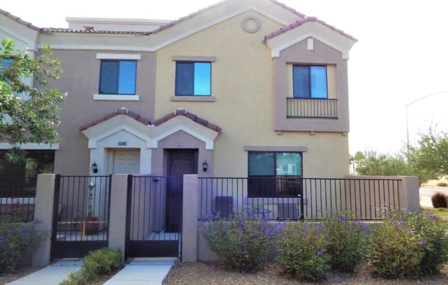 Building Photo - 125 N Sunvalley Blvd