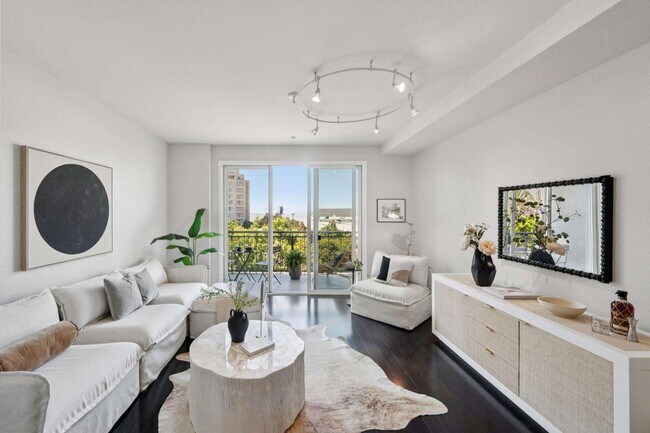 Building Photo - 1535 Brunswig Ln