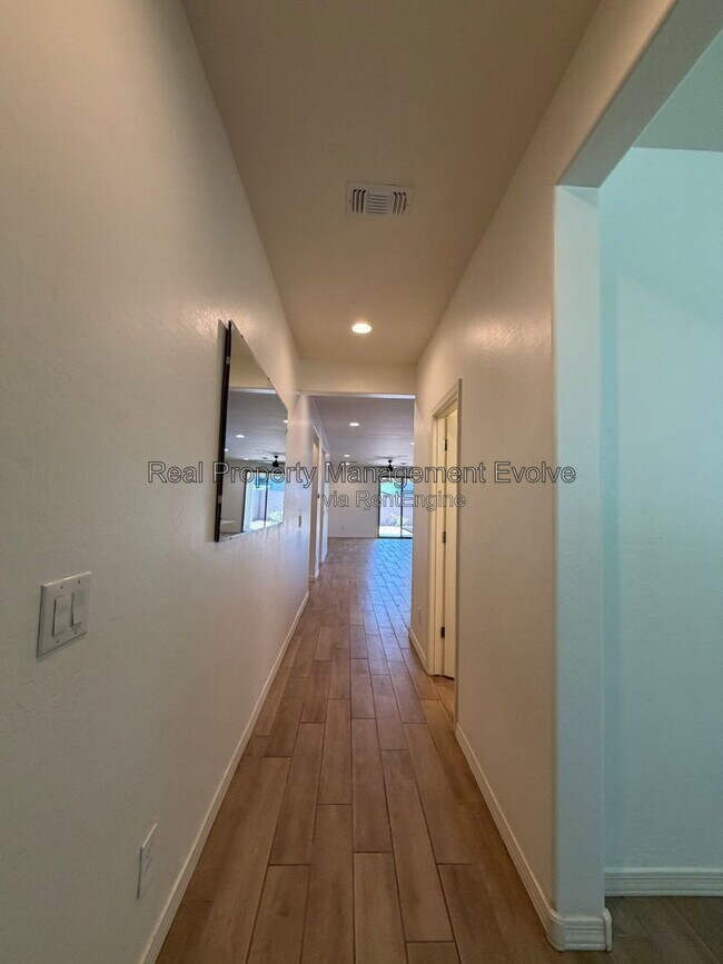 Building Photo - 5731 W Encinas Ln