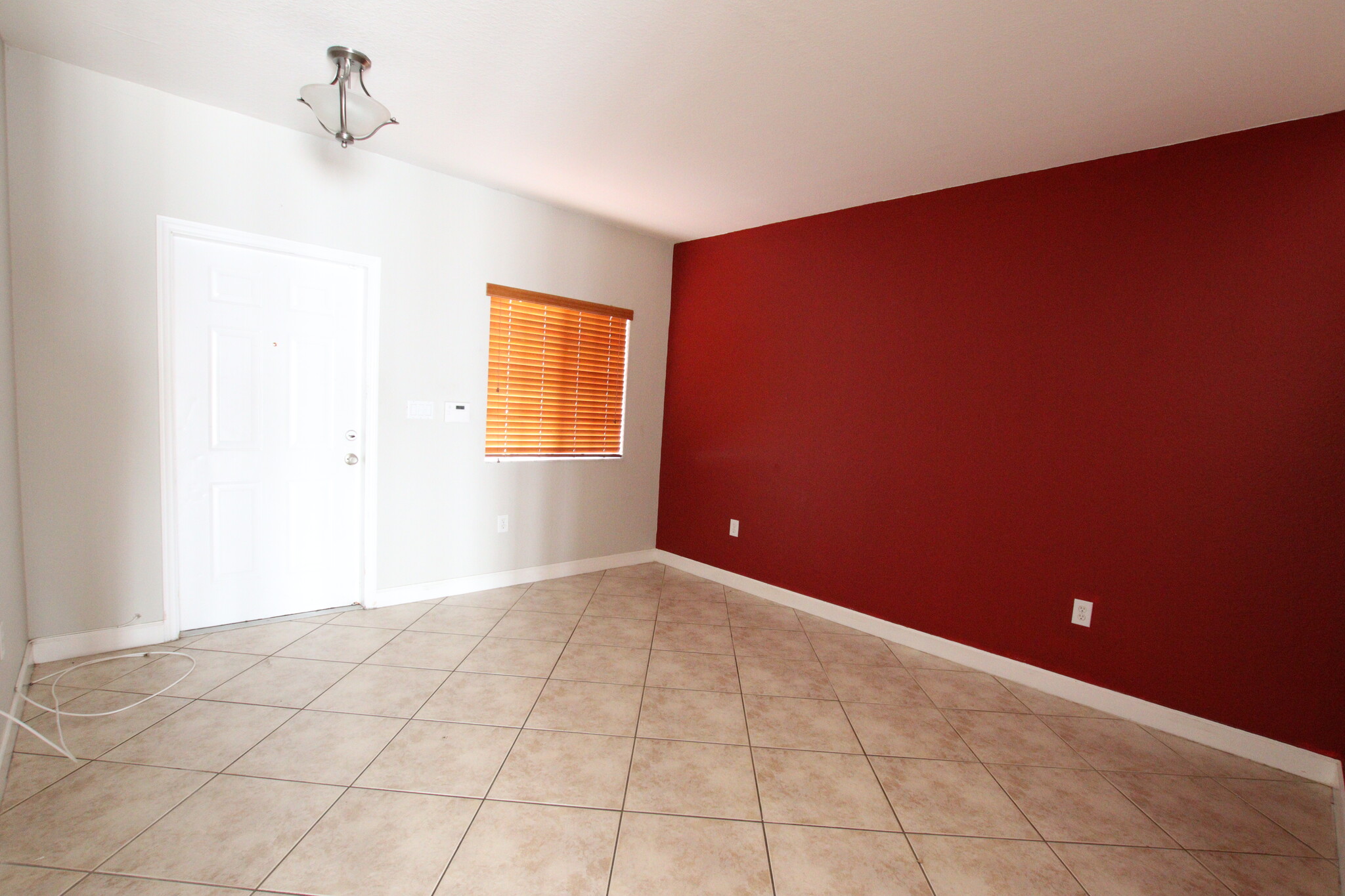 Building Photo - 14758 SW 9th Ln